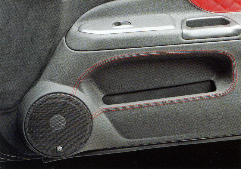 Акустические подиумы и полки под акустическу для LADA (ВАЗ) и Renault , фото и описание.