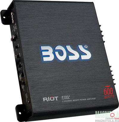  Boss Audio R3002